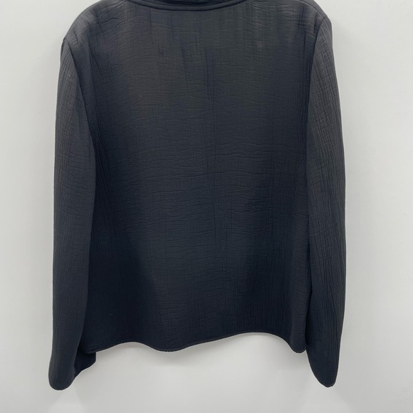 Eileen fisher silk blend textured lagenlook black open front Shacket - Picture 3 of 9
